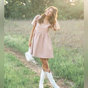 Meet your Posher, Kady!